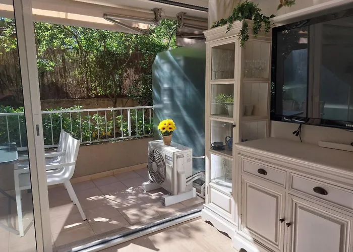 Climatise Ideal: Et Centre-ville A Pied, Wifi Gratuit - Fr-1-466a-51 *